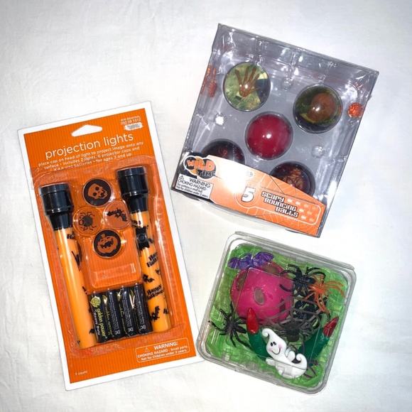 Halloween Flashlights & Fun Party Accessories - Picture 5 of 15